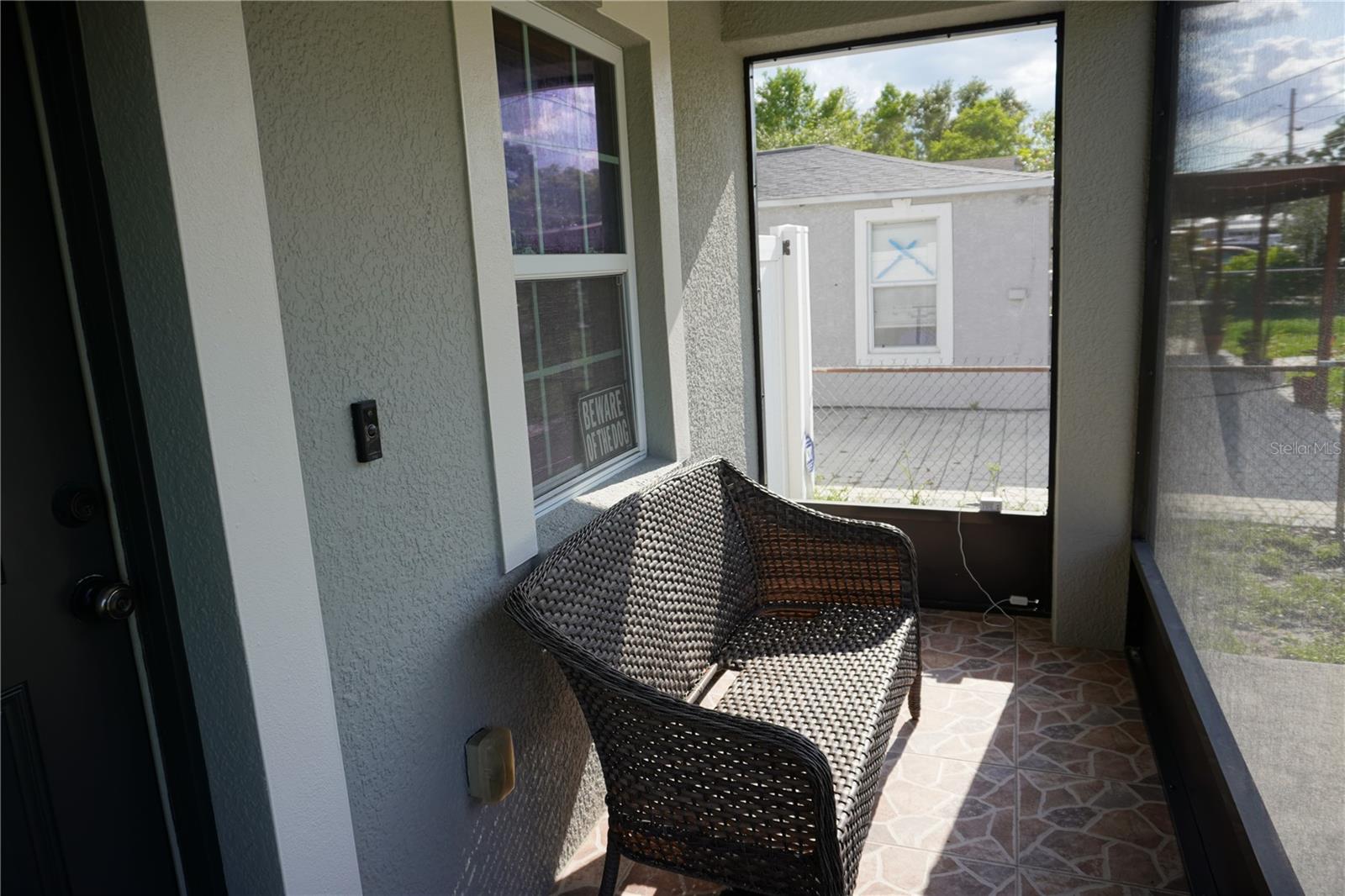 Image 5 of 50 For 2304 Rio Vista Avenue