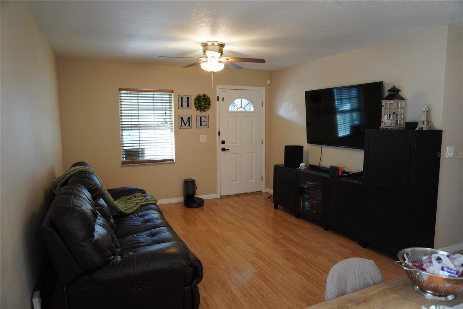 Image 8 of 50 For 2304 Rio Vista Avenue