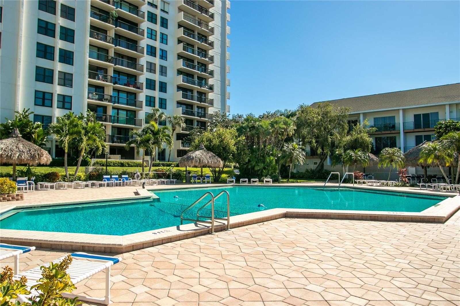 Image 14 of 42 For 400 Island Way 1606