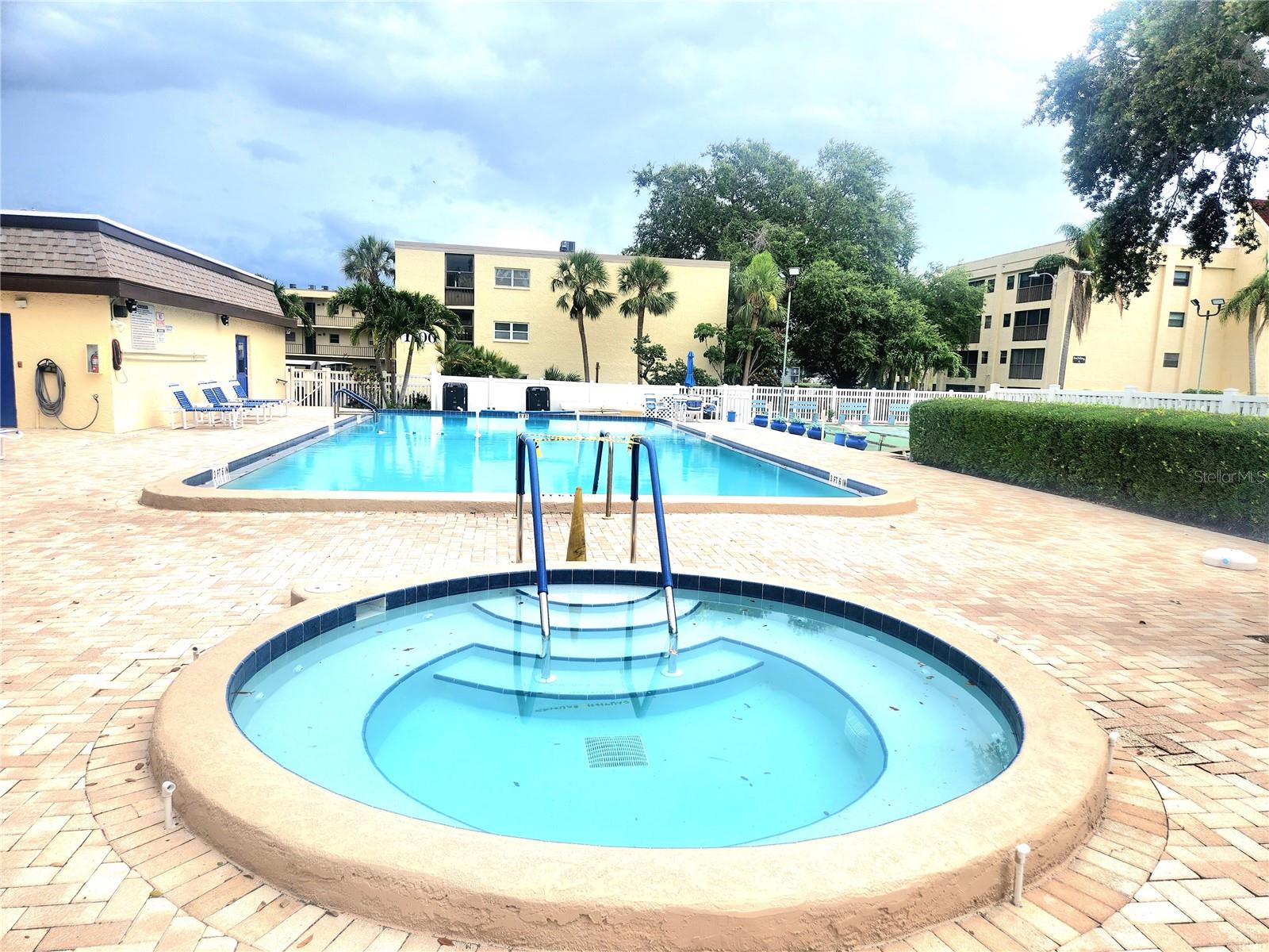 Image 4 of 38 For 11485 Oakhurst Road 1200-306
