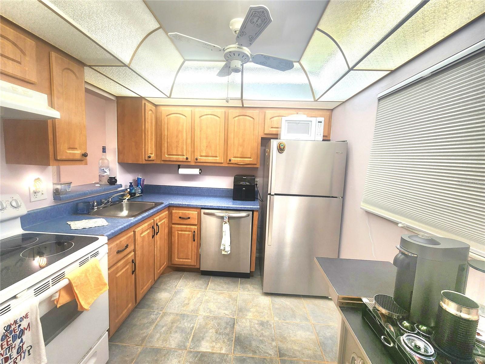 Image 7 of 38 For 11485 Oakhurst Road 1200-306