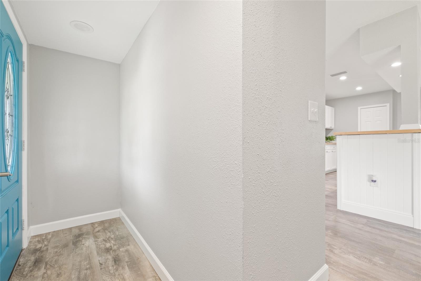 Image 3 of 39 For 6012 Flora Terrace