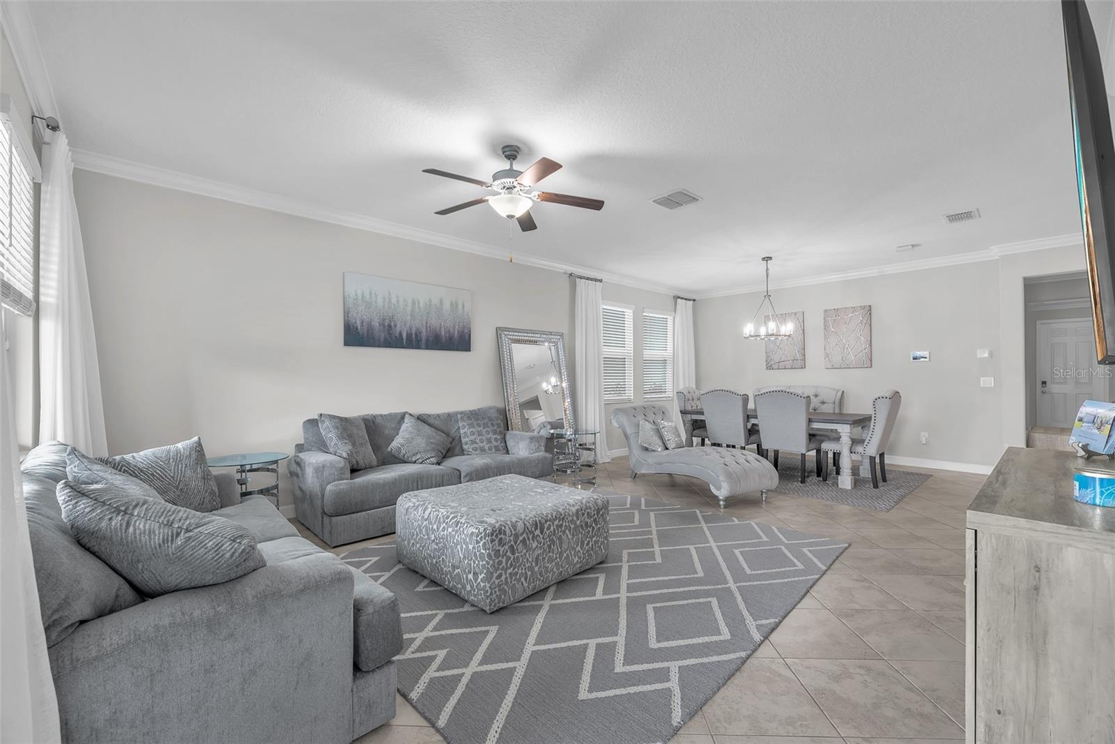 Image 11 of 44 For 10628 Bahama Woodstar Court
