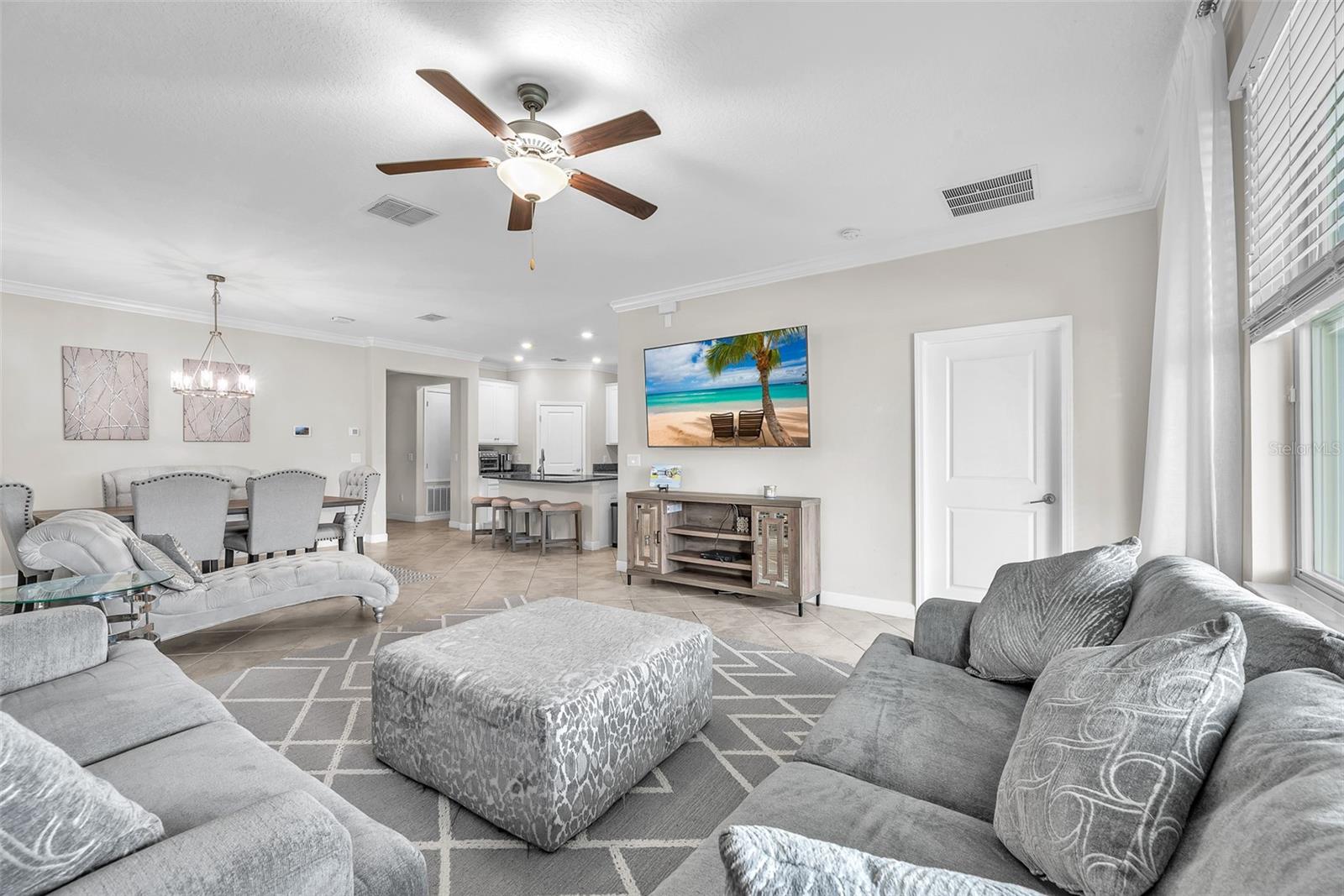 Image 12 of 44 For 10628 Bahama Woodstar Court
