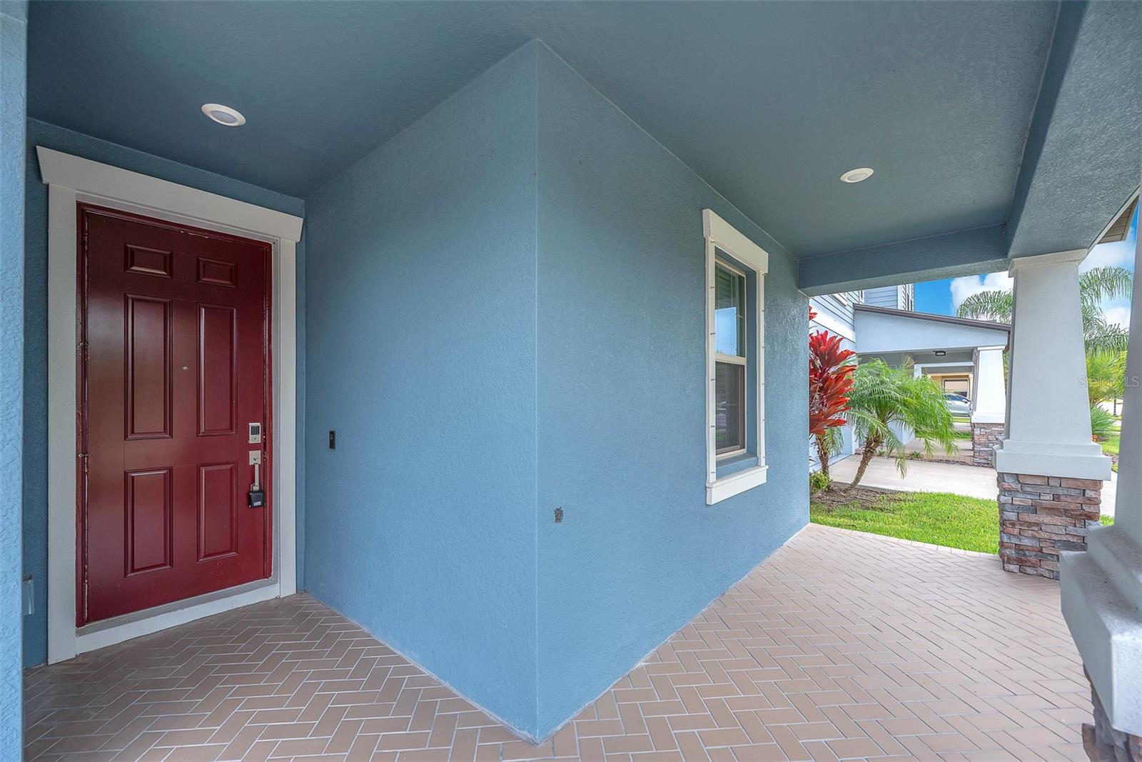 Image 4 of 44 For 10628 Bahama Woodstar Court