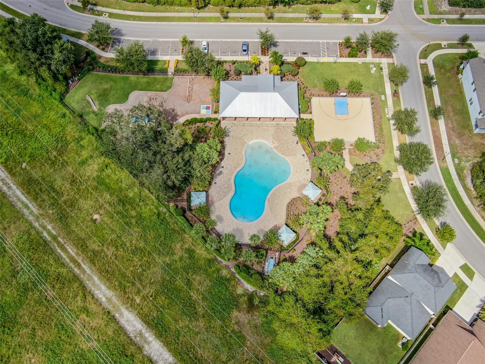 Image 43 of 44 For 10628 Bahama Woodstar Court