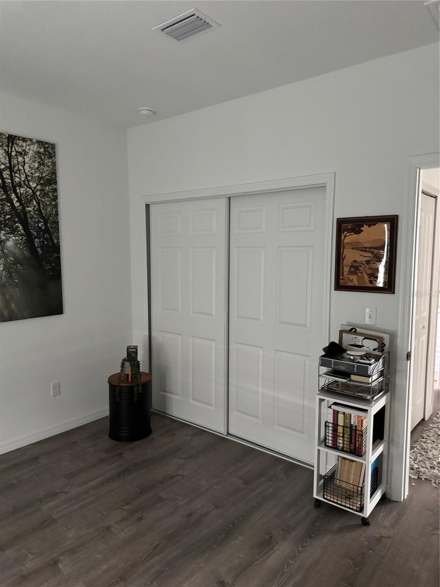 Image 24 of 33 For 9397 Northcliffe Boulevard