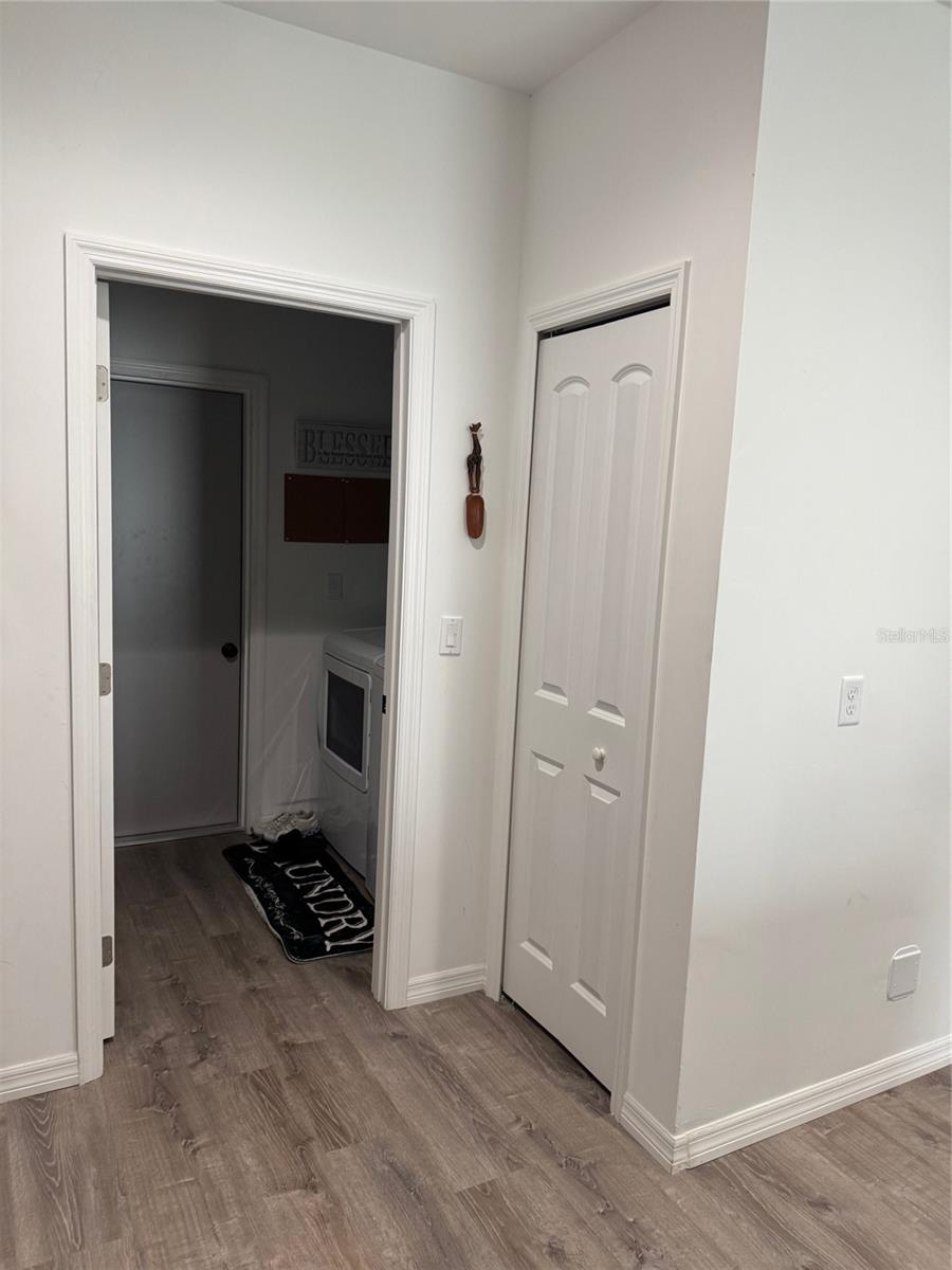 Image 29 of 33 For 9397 Northcliffe Boulevard