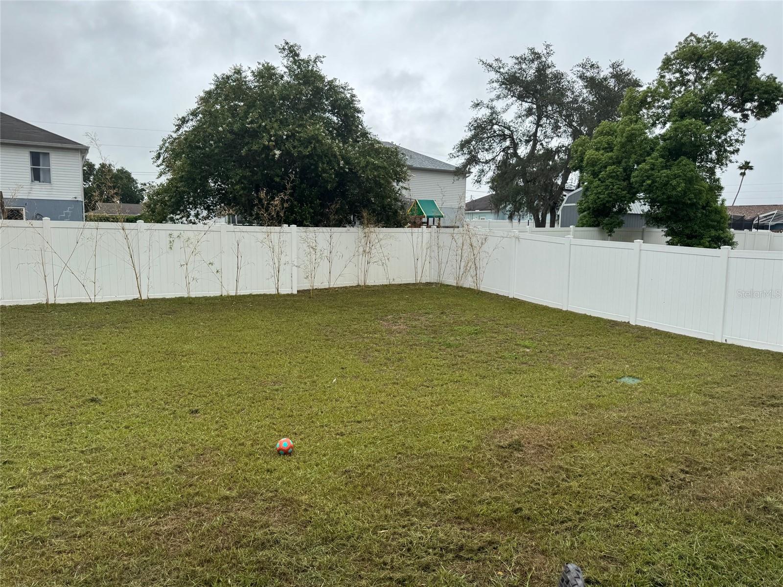 Image 32 of 33 For 9397 Northcliffe Boulevard