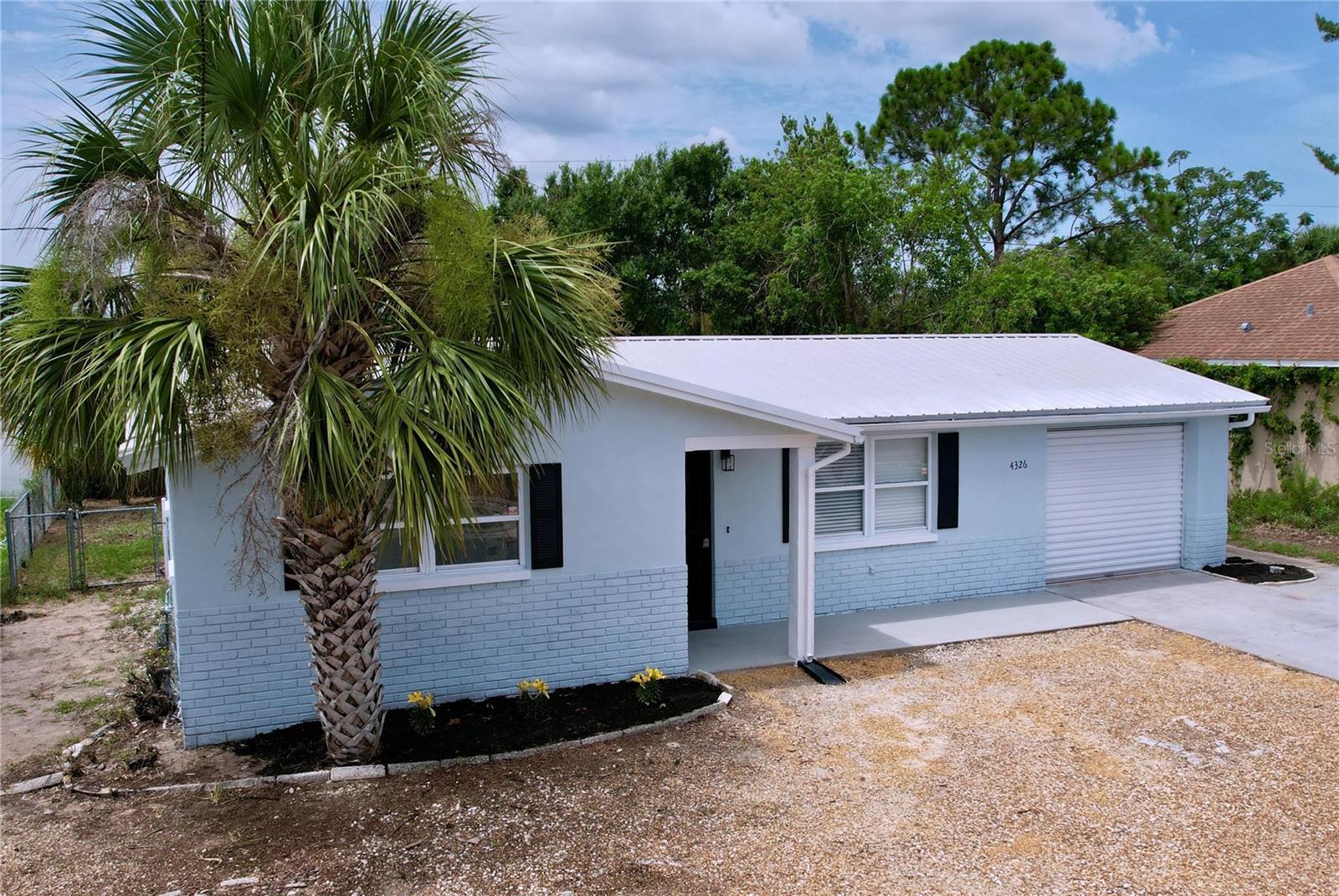 Listing photo id 17 for 4326 Westwood Drive