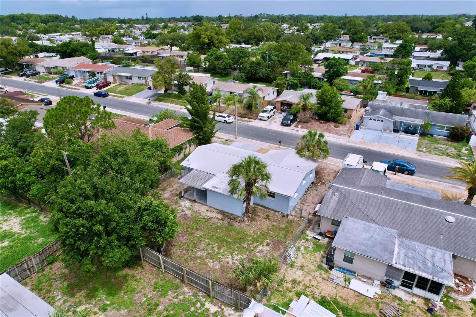Listing photo id 24 for 4326 Westwood Drive