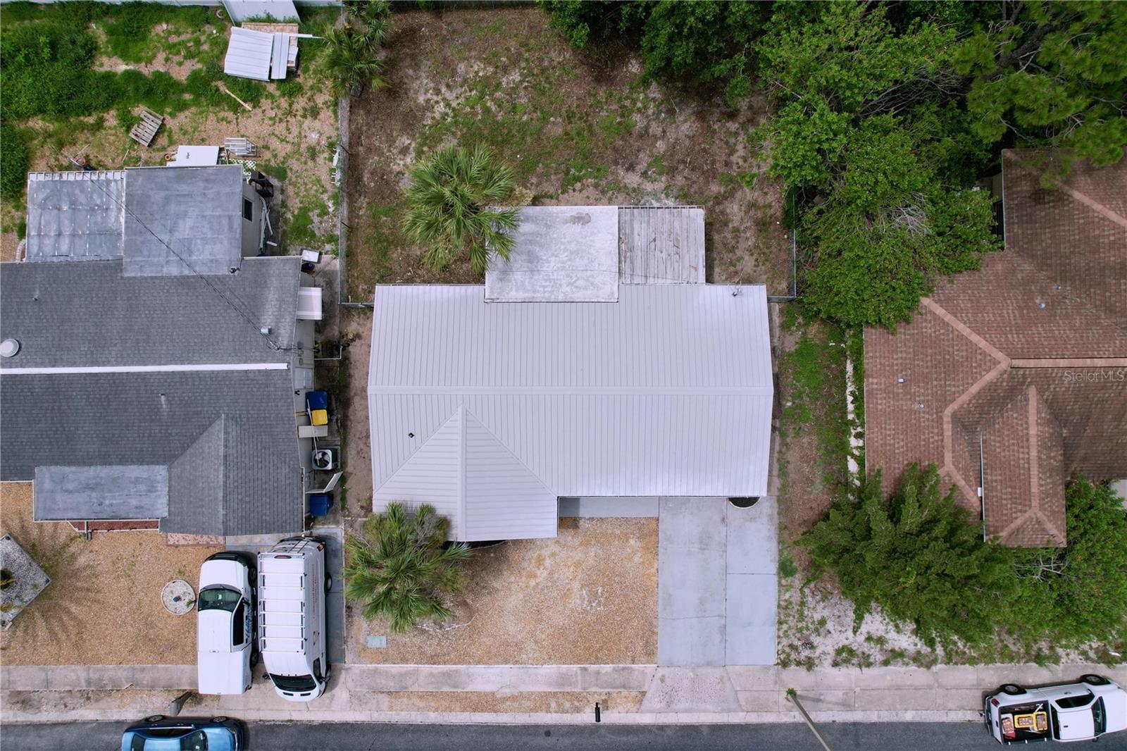 Listing photo id 2 for 4326 Westwood Drive