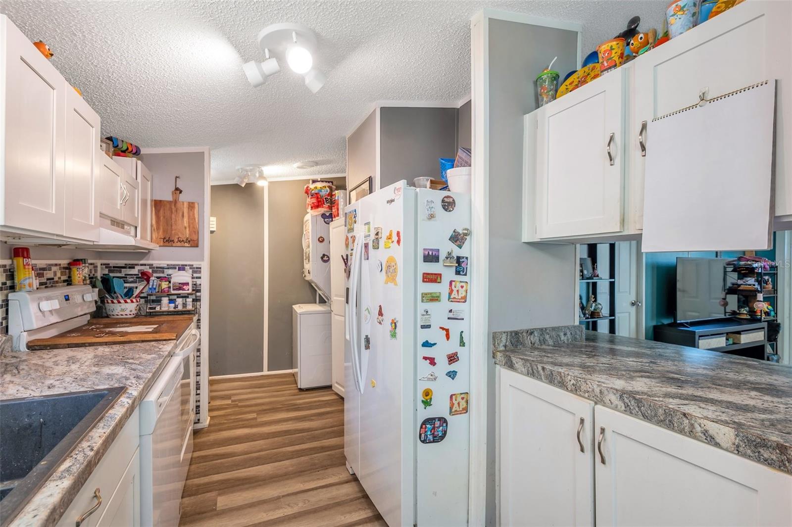 Image 13 of 43 For 1222 Rowell Street