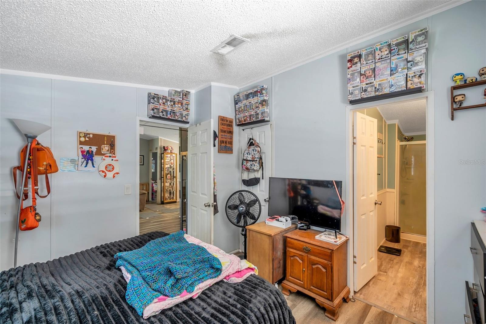 Image 27 of 43 For 1222 Rowell Street