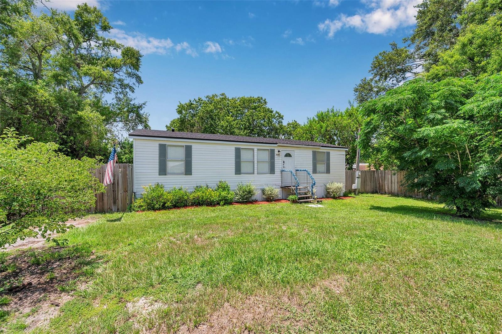 Image 3 of 43 For 1222 Rowell Street
