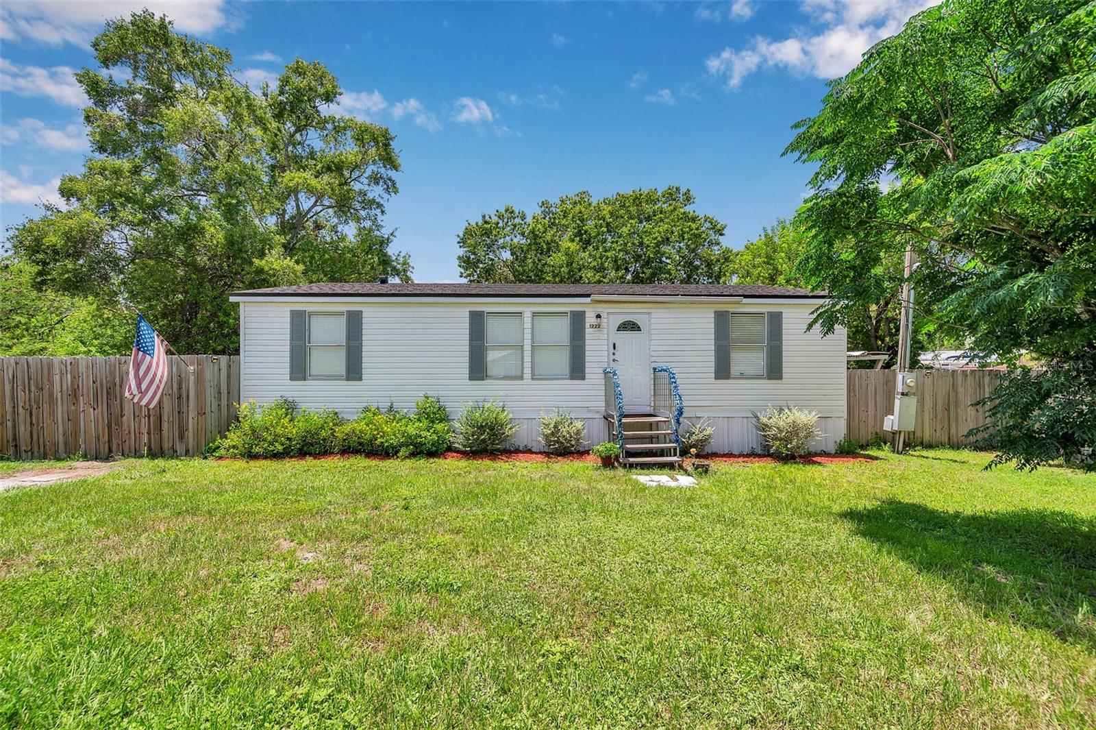 Image 4 of 43 For 1222 Rowell Street