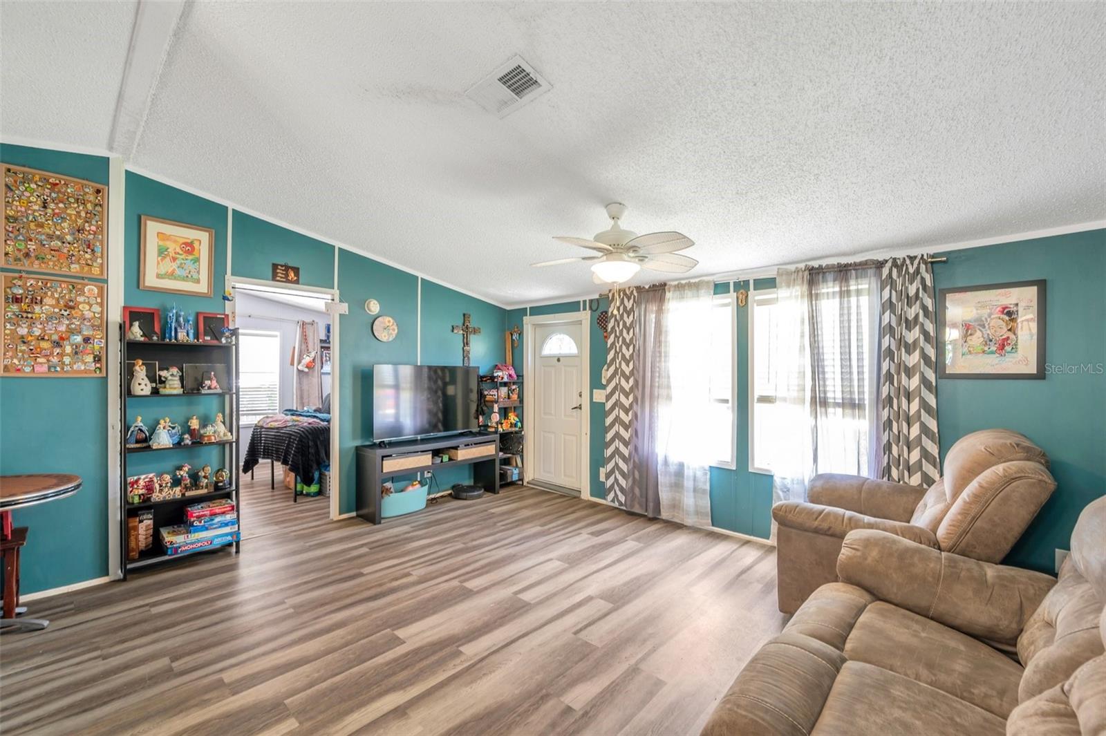 Image 7 of 43 For 1222 Rowell Street