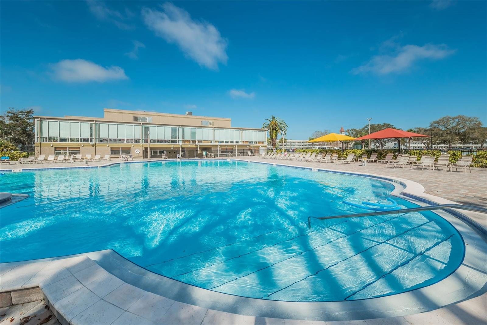 Image 14 of 37 For 2454 Australia Way E 52
