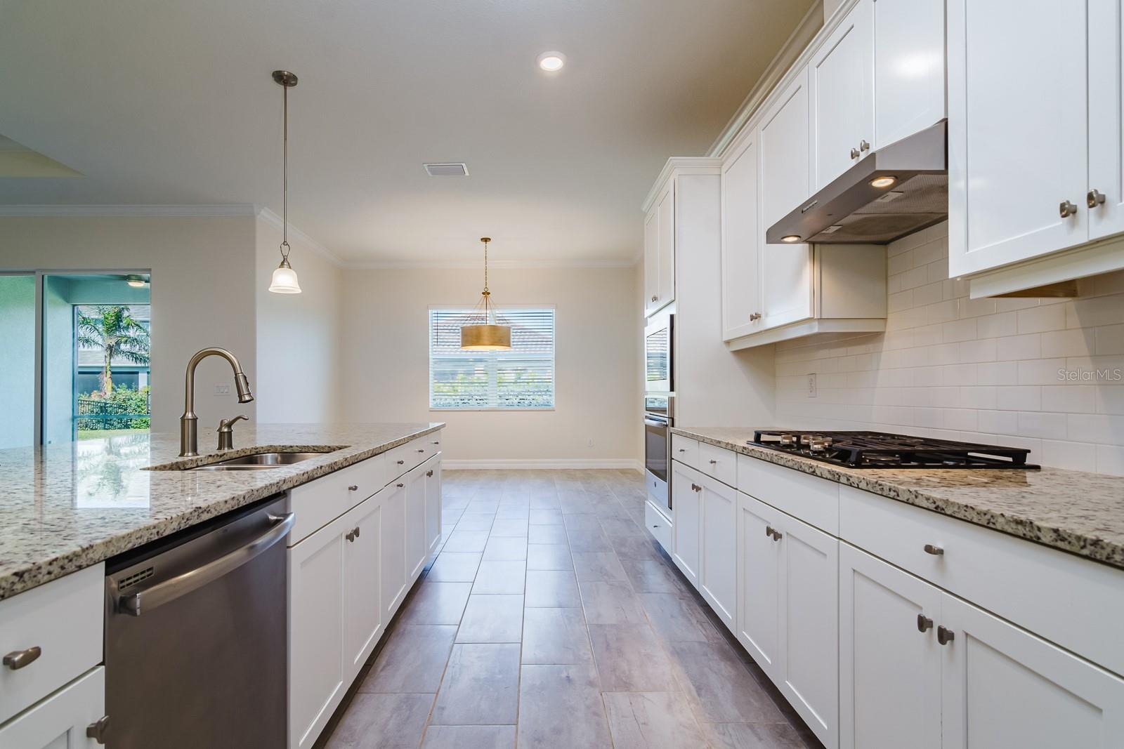 Image 10 of 25 For 12031 Medley Terrace