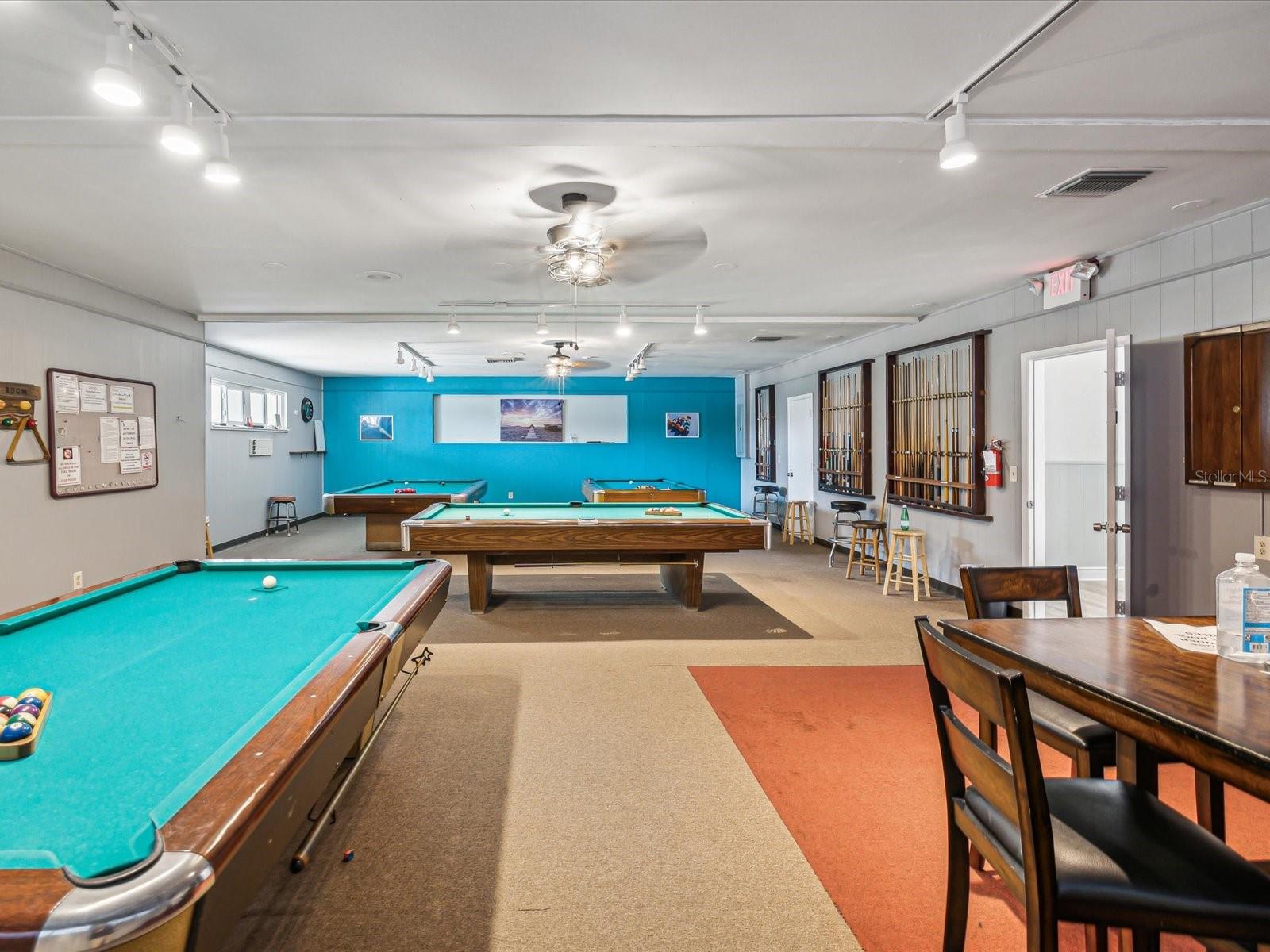 Listing photo id 21 for 6015 19th Street N 117