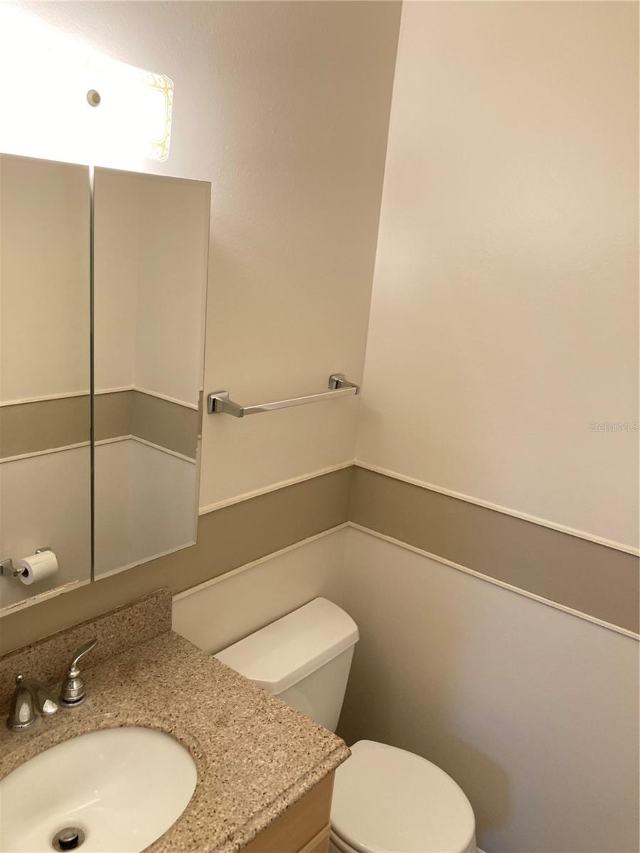 Image 18 of 53 For 5725 80th Street N 408