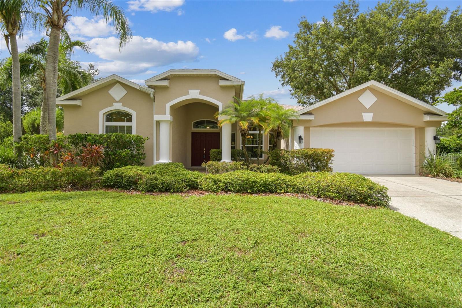Details for 16004 Selby Way, TAMPA, FL 33647