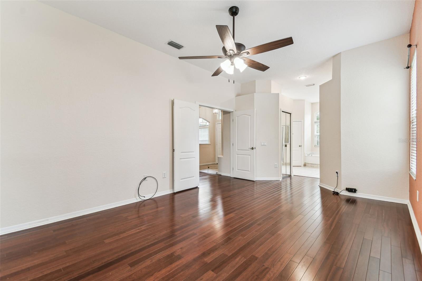 Image 14 of 100 For 16004 Selby Way