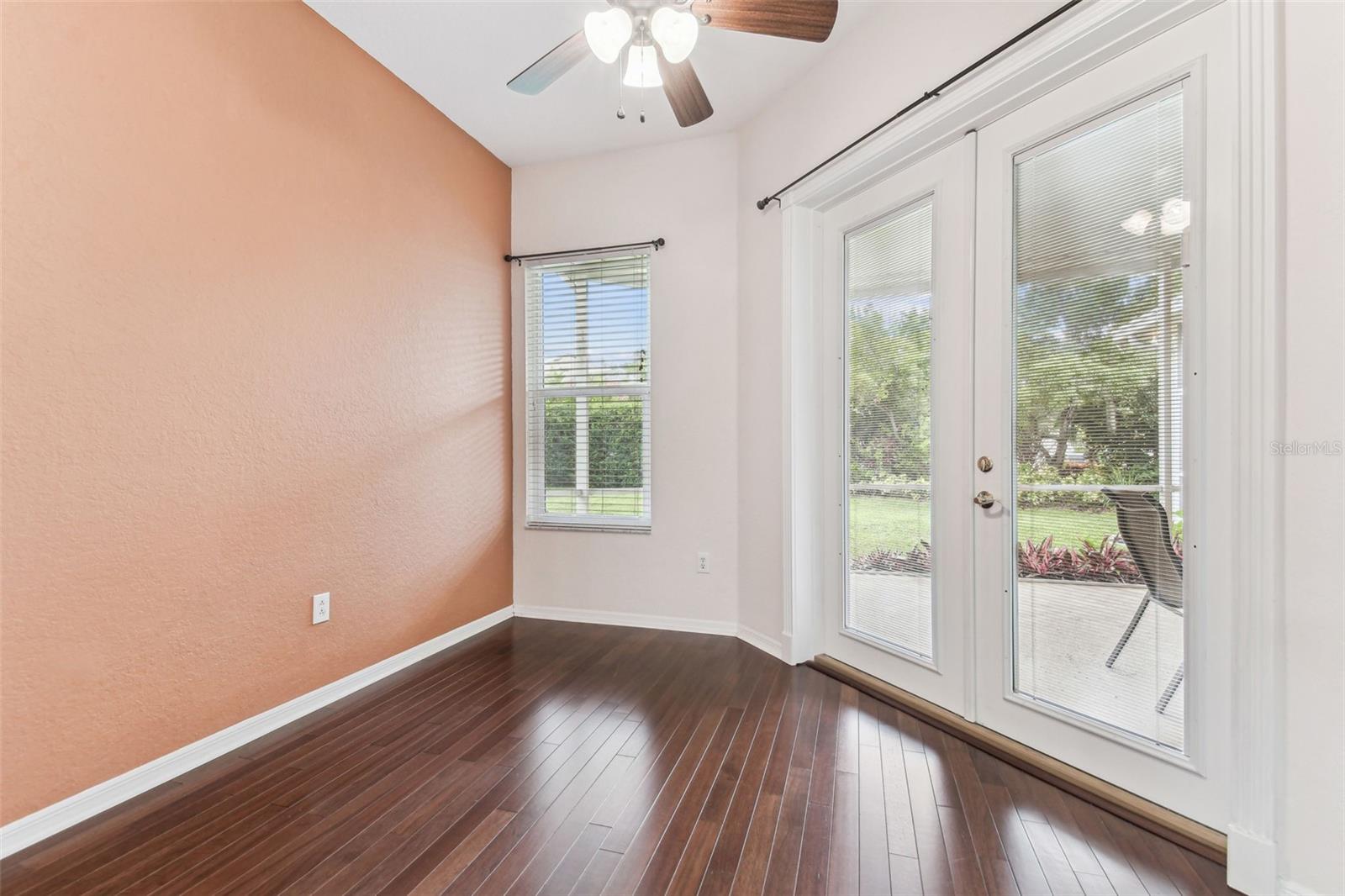 Image 15 of 100 For 16004 Selby Way