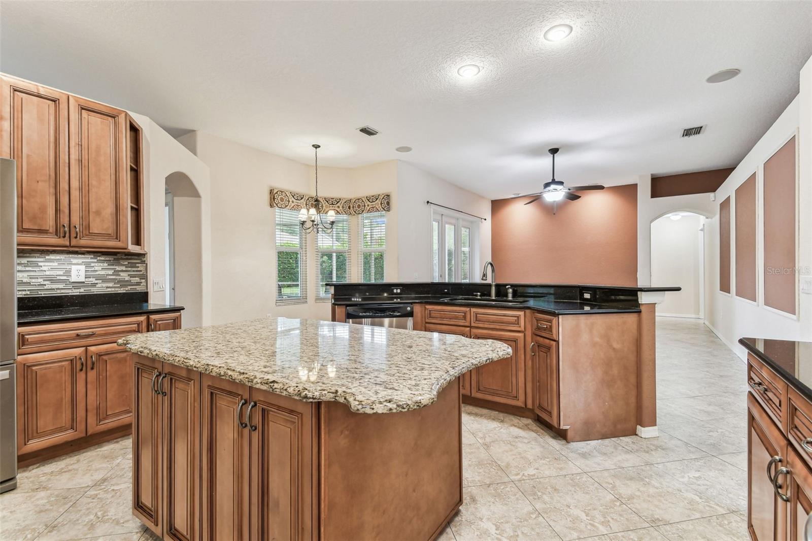 Image 2 of 100 For 16004 Selby Way