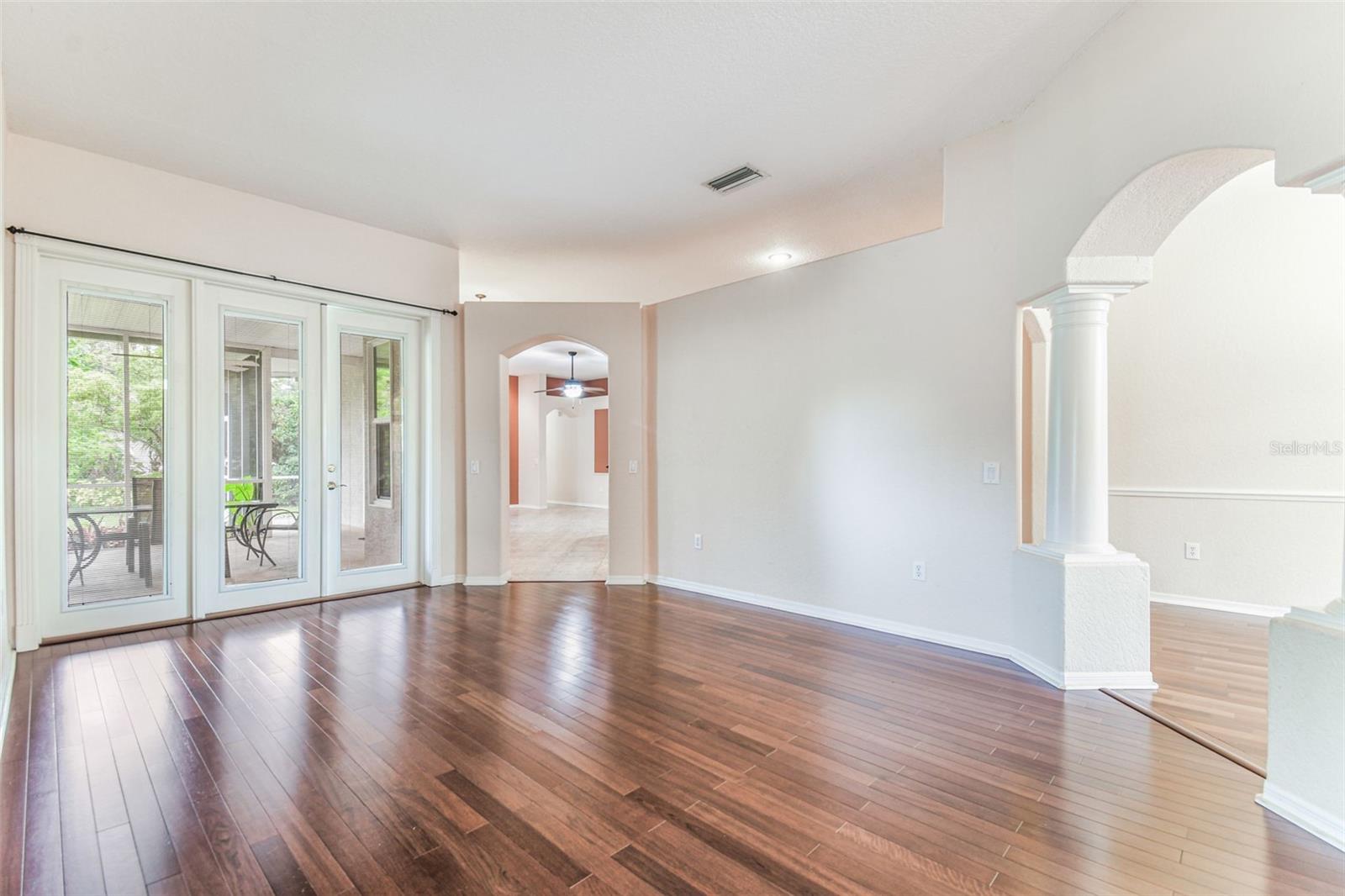 Image 25 of 100 For 16004 Selby Way