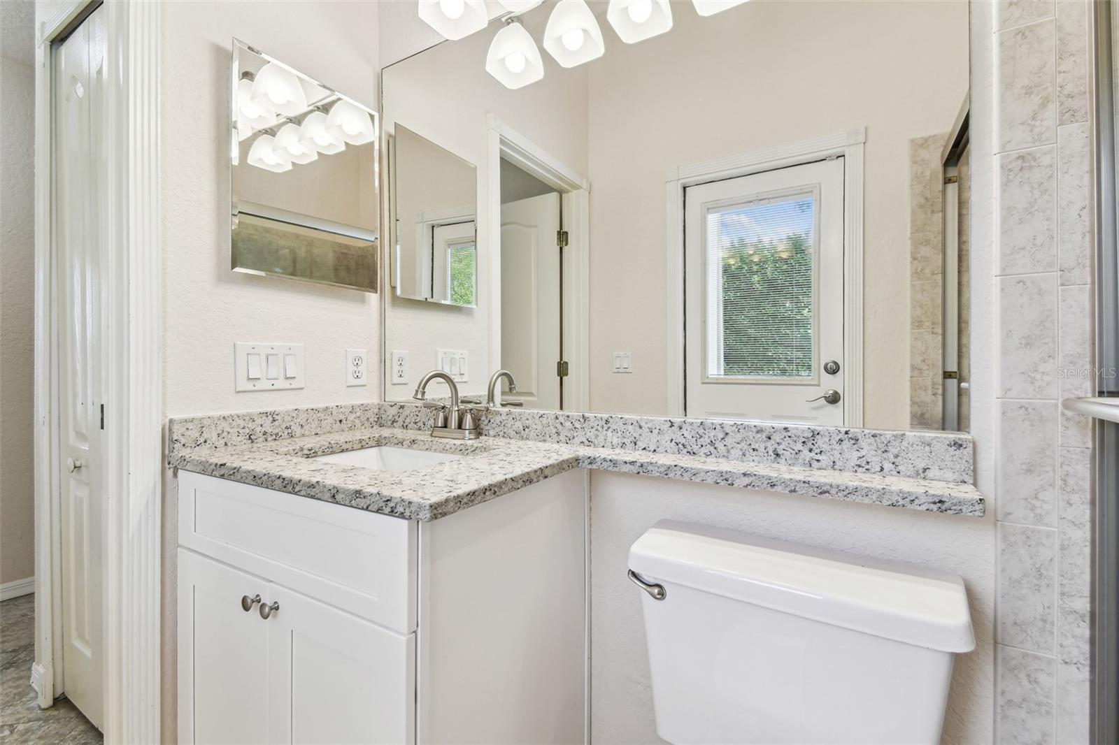 Image 39 of 100 For 16004 Selby Way