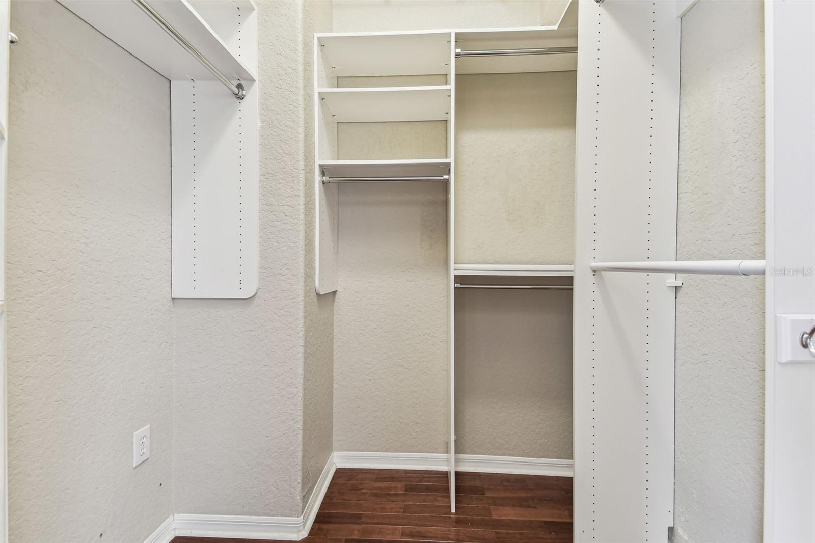 Image 41 of 100 For 16004 Selby Way