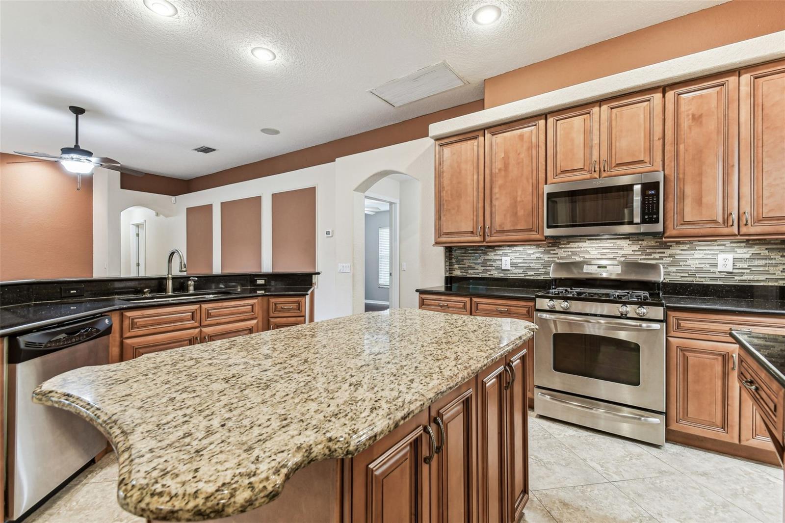 Image 6 of 100 For 16004 Selby Way
