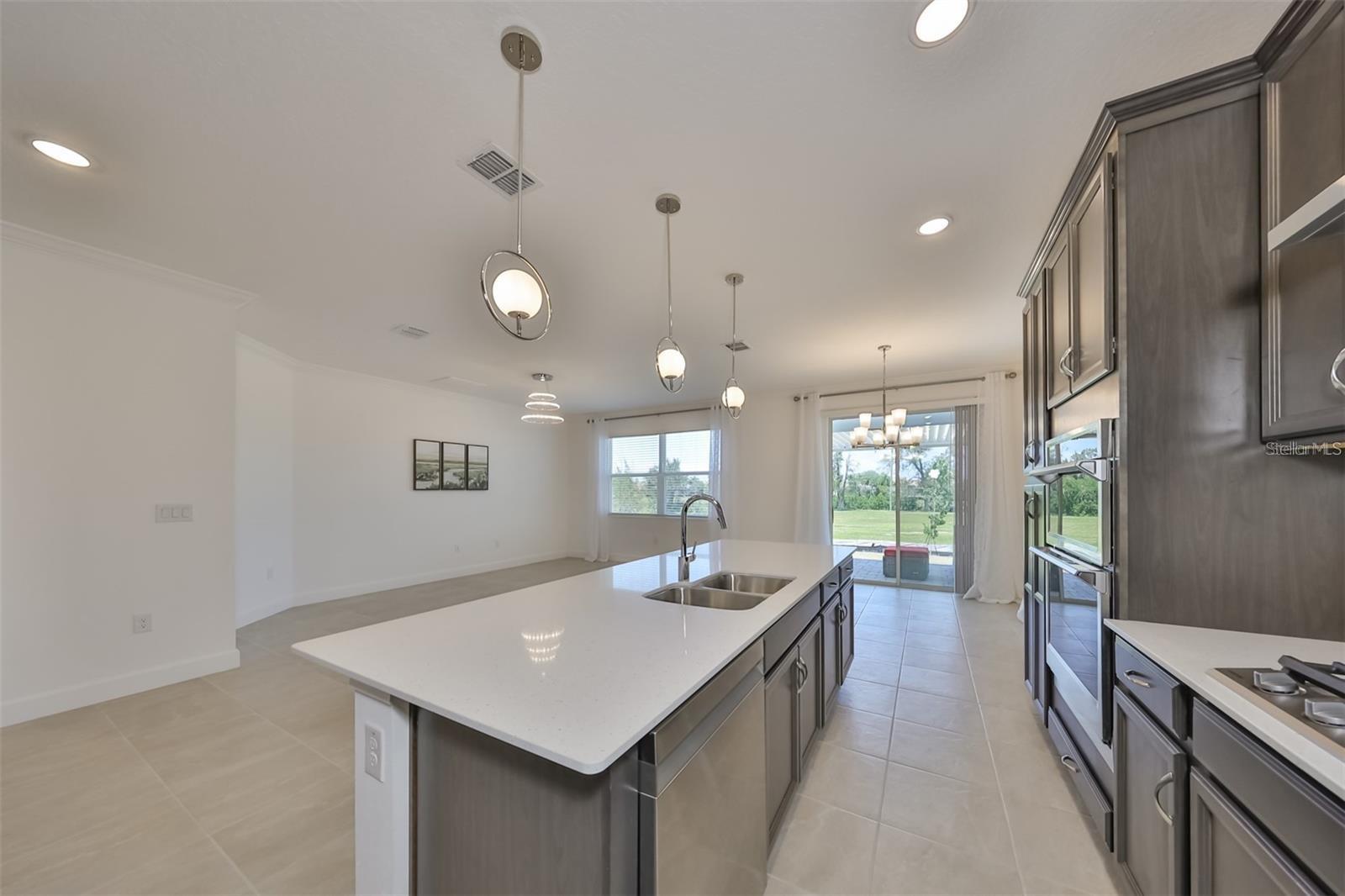 Image 13 of 50 For 933 Signet Drive