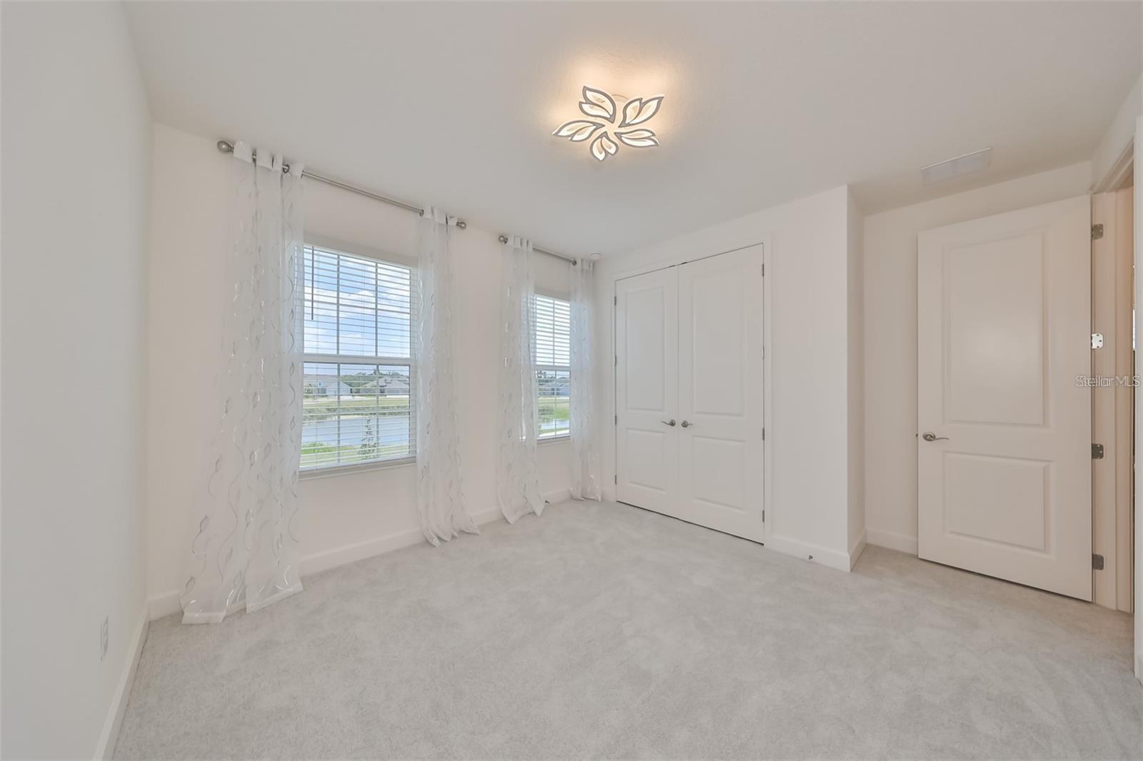 Image 25 of 50 For 933 Signet Drive