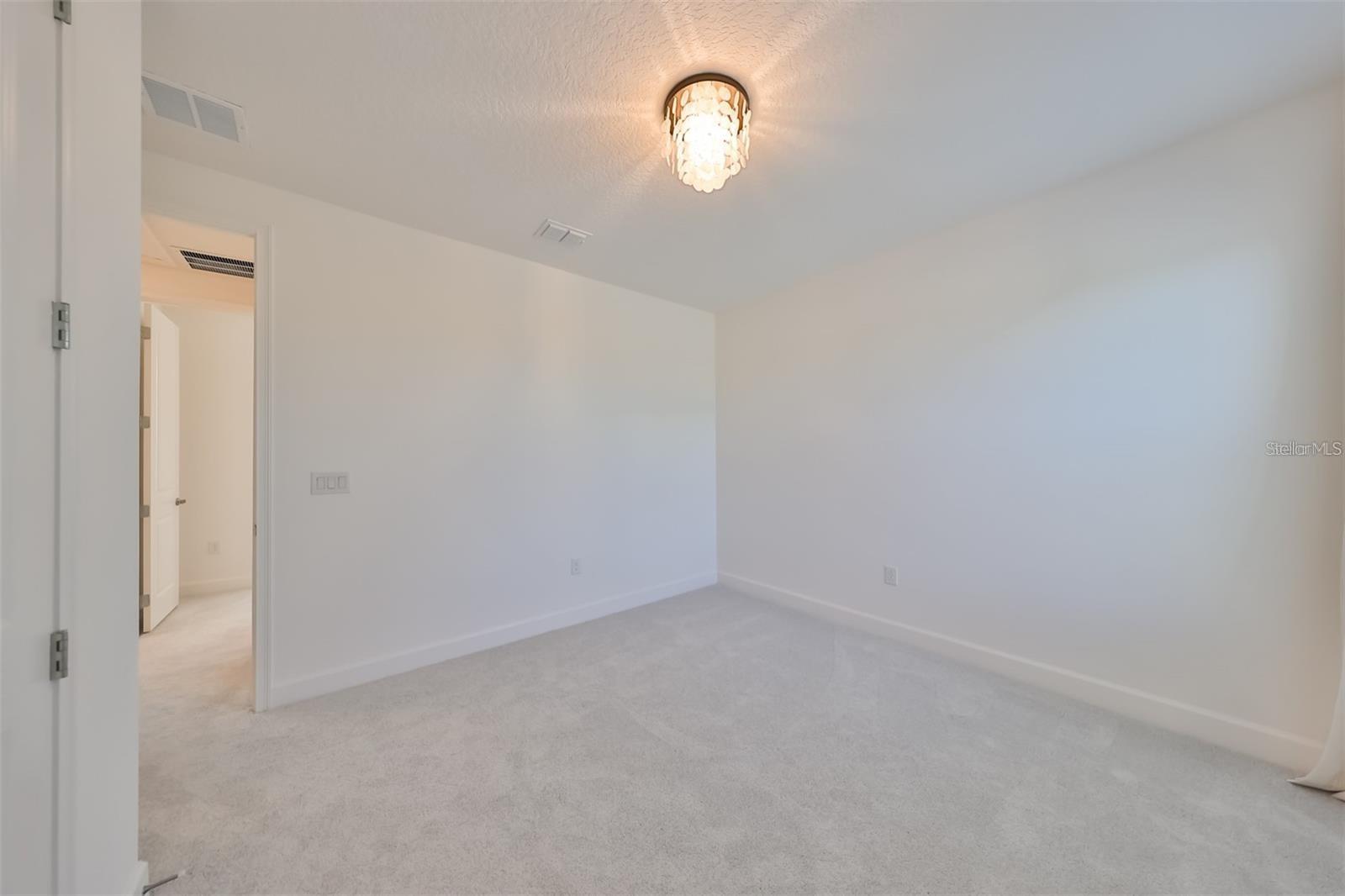 Image 34 of 50 For 933 Signet Drive