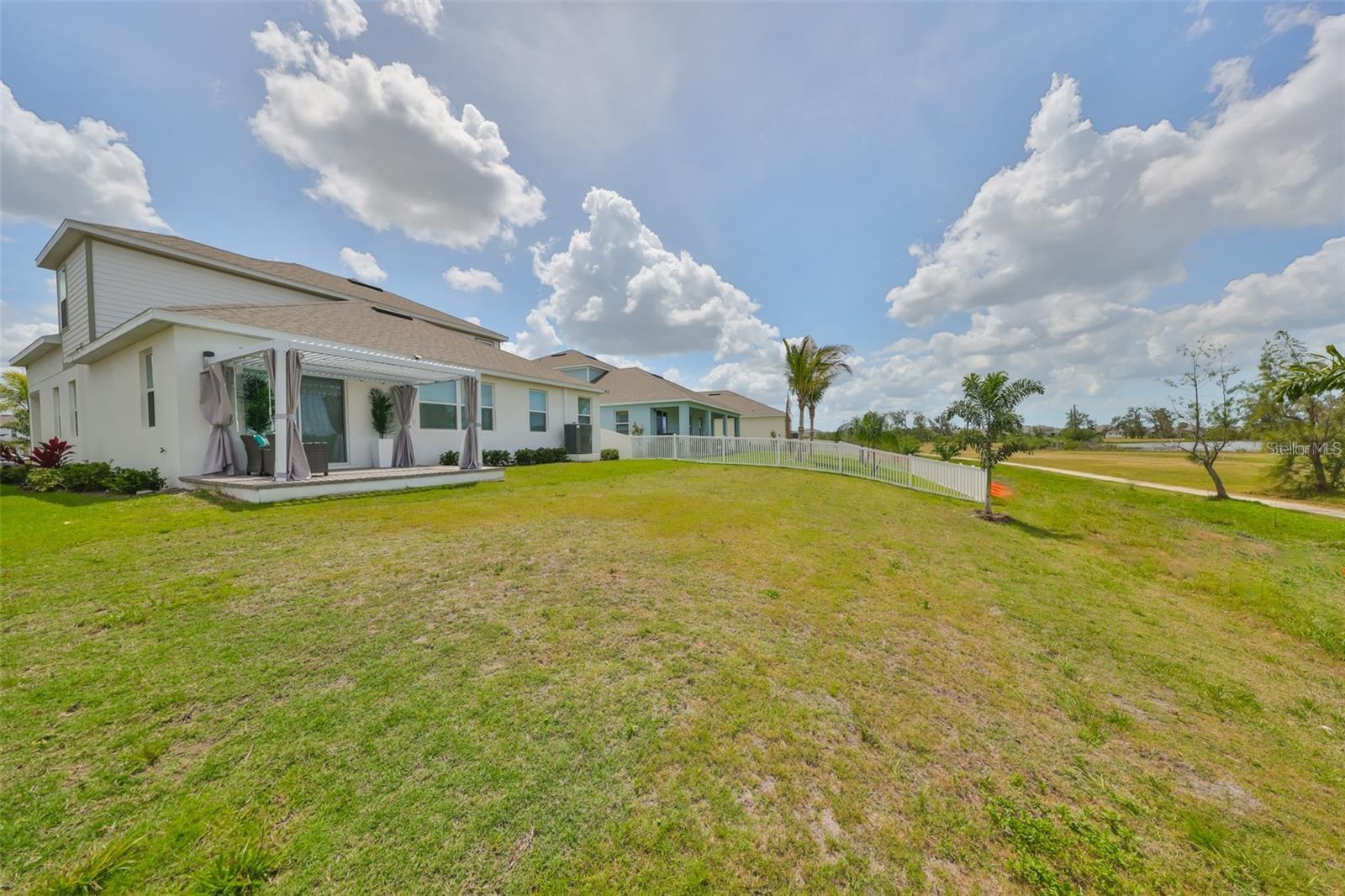 Image 40 of 50 For 933 Signet Drive