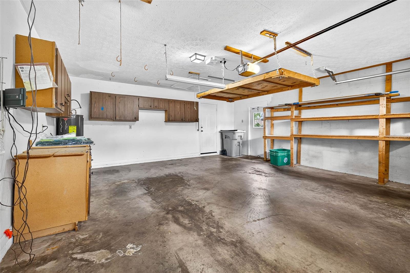 Image 31 of 39 For 524 Garrard Drive