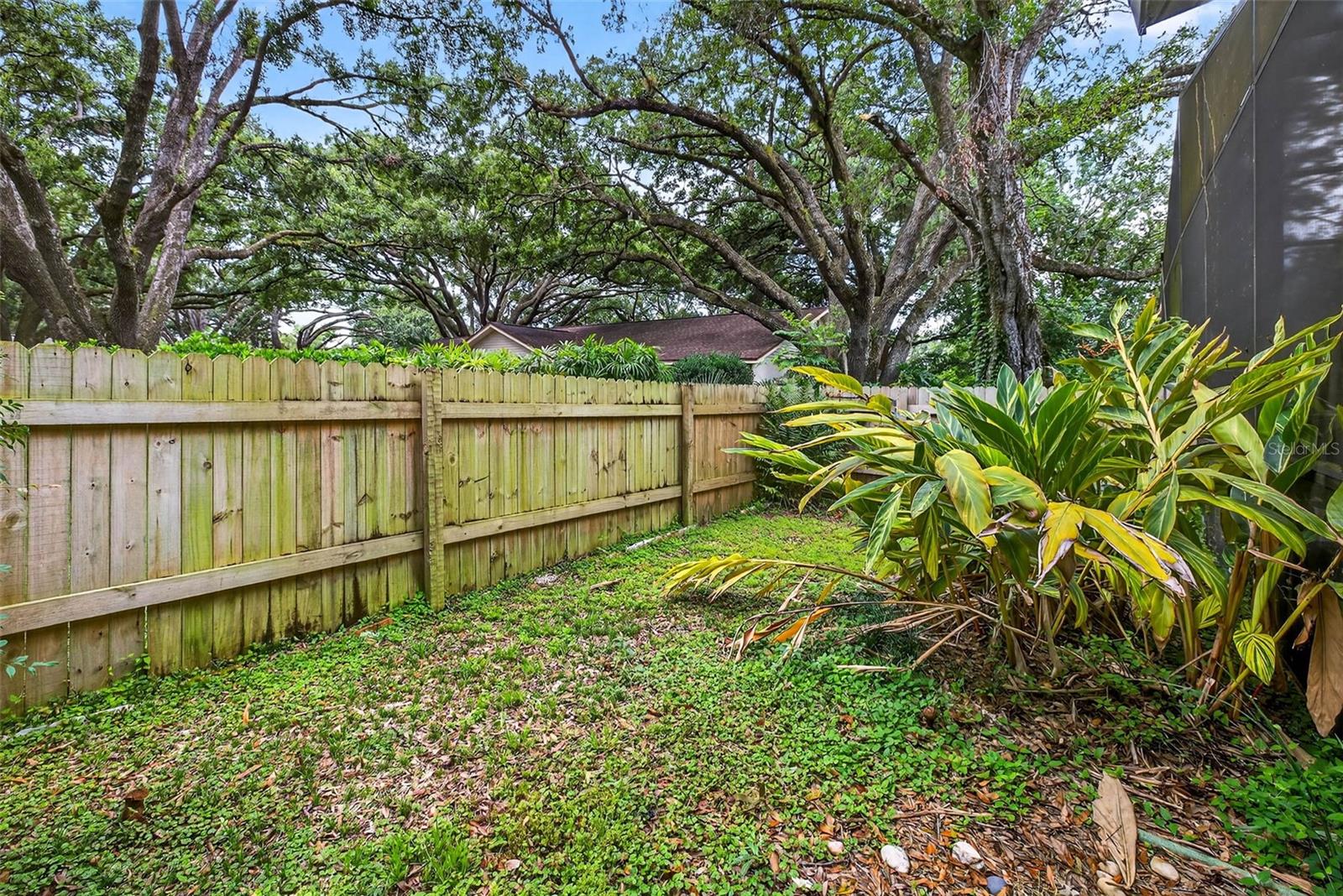 Image 33 of 39 For 524 Garrard Drive