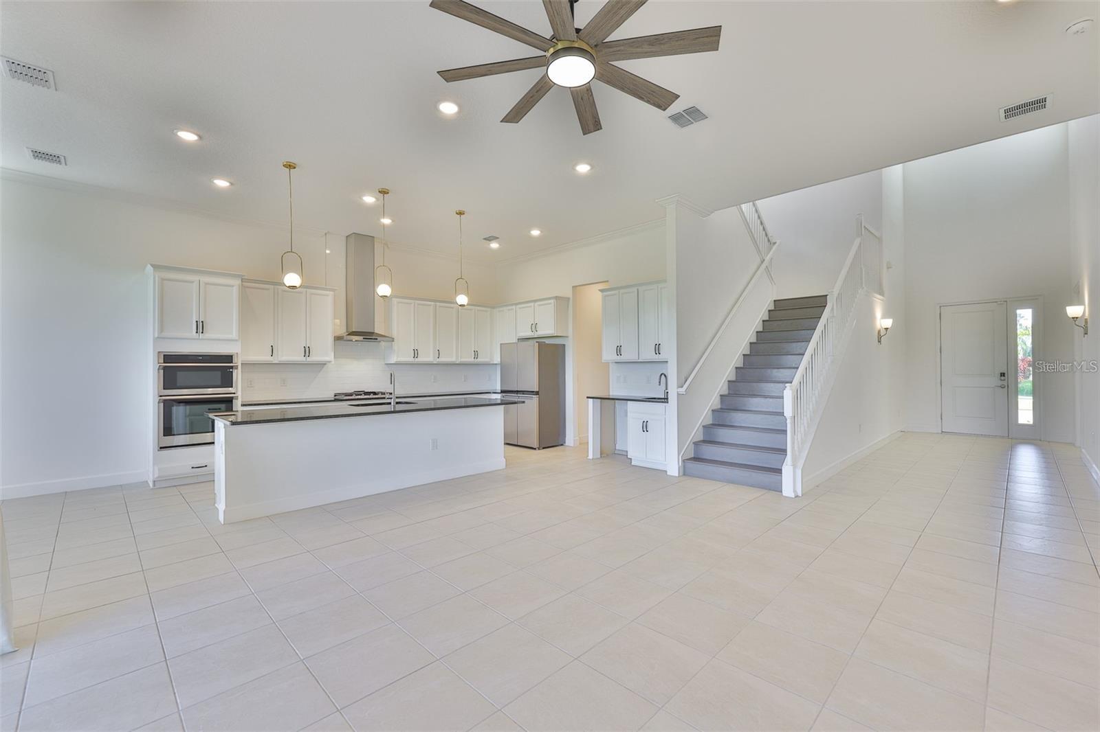 Image 14 of 43 For 955 Signet Drive