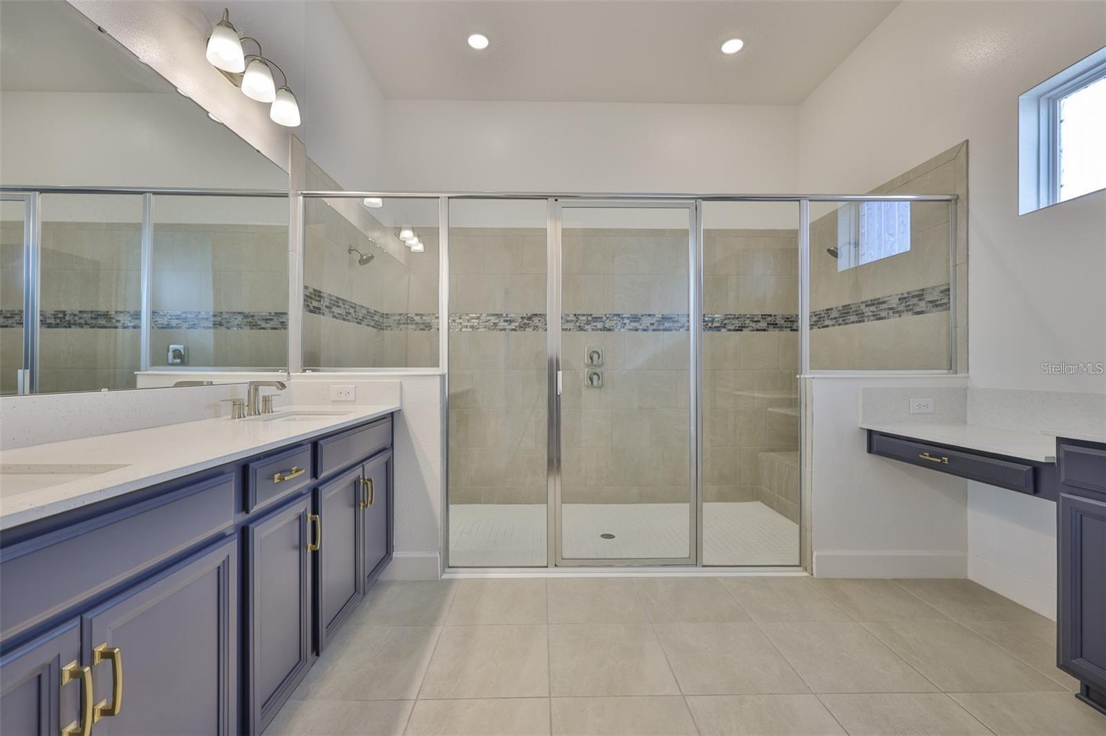 Image 19 of 43 For 955 Signet Drive