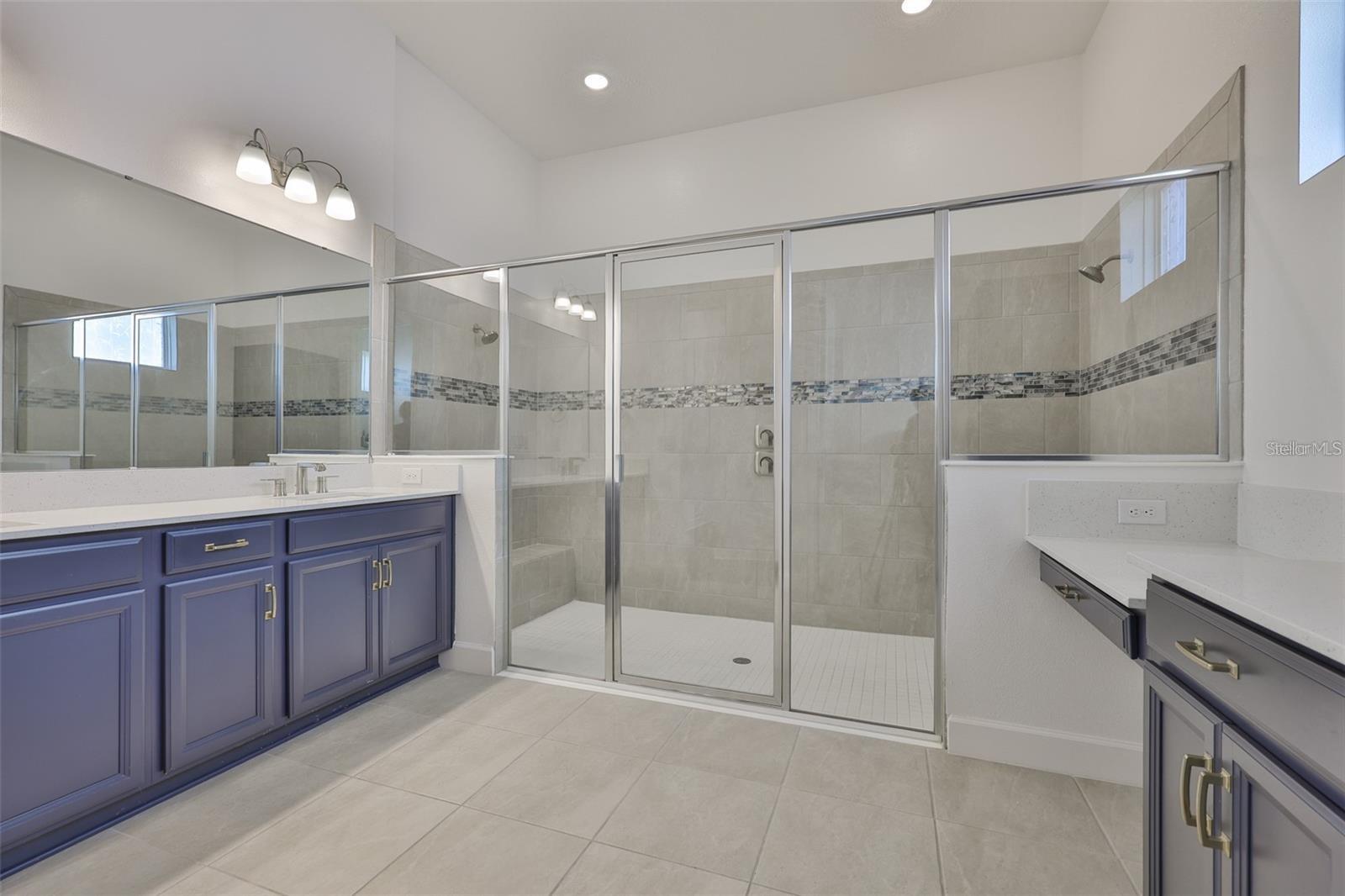 Image 20 of 43 For 955 Signet Drive