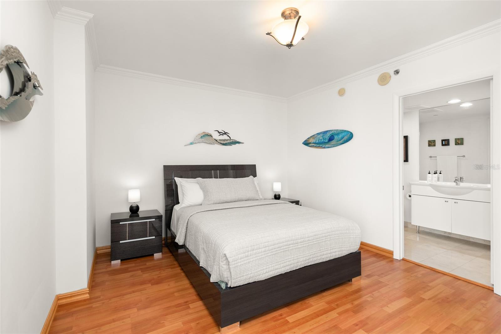 Image 13 of 50 For 1850 Ocean Drive 1904