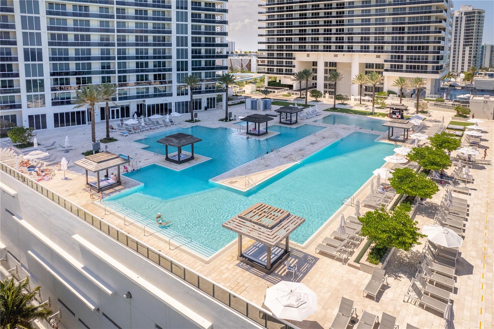 Image 40 of 50 For 1850 Ocean Drive 1904