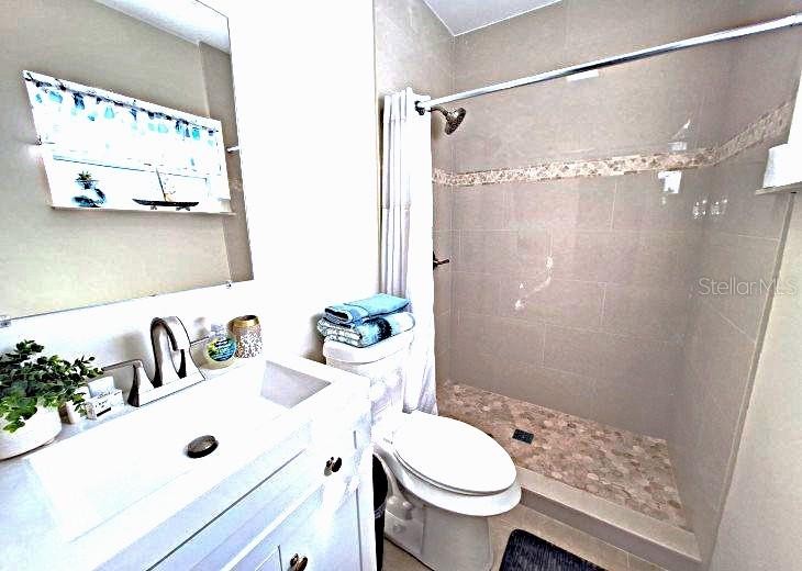 Image 11 of 26 For 113 174th Avenue E