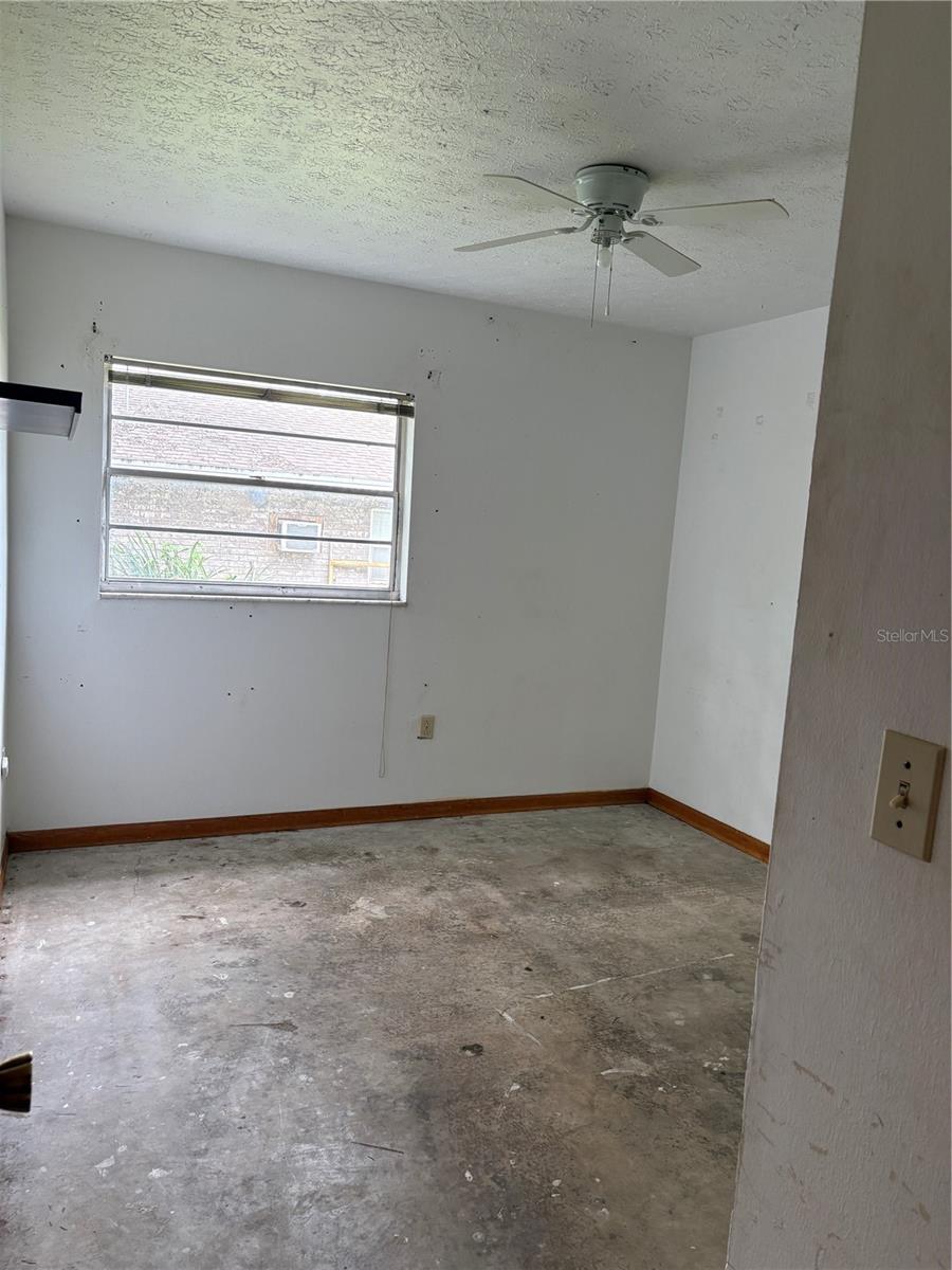 Image 16 of 18 For 1214 Mitchell Street