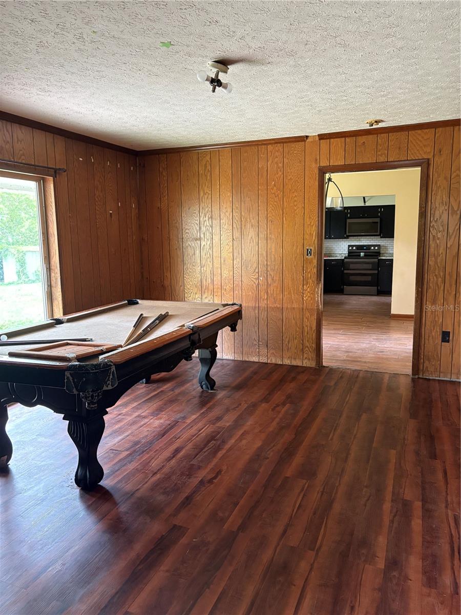Image 8 of 18 For 1214 Mitchell Street