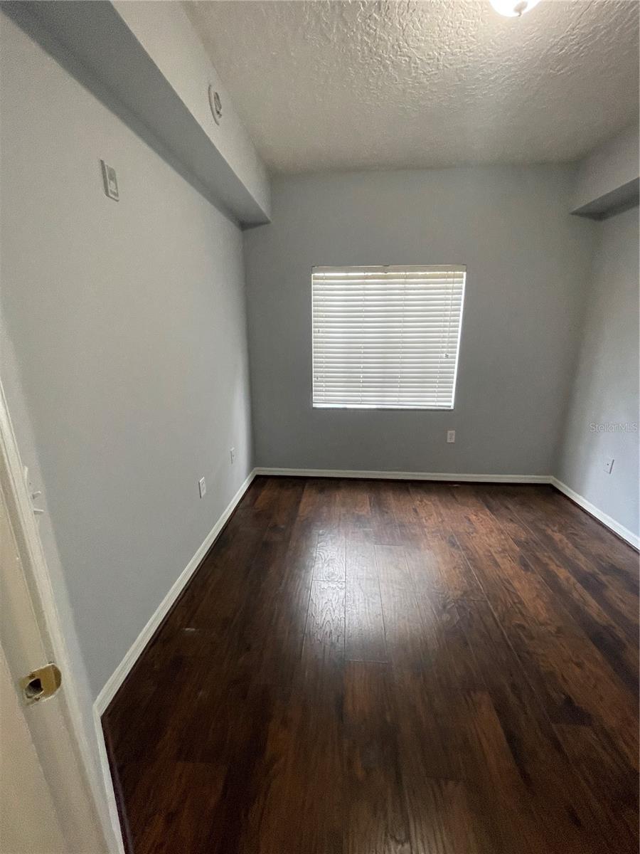 Image 15 of 31 For 6022 Portsdale Place 101