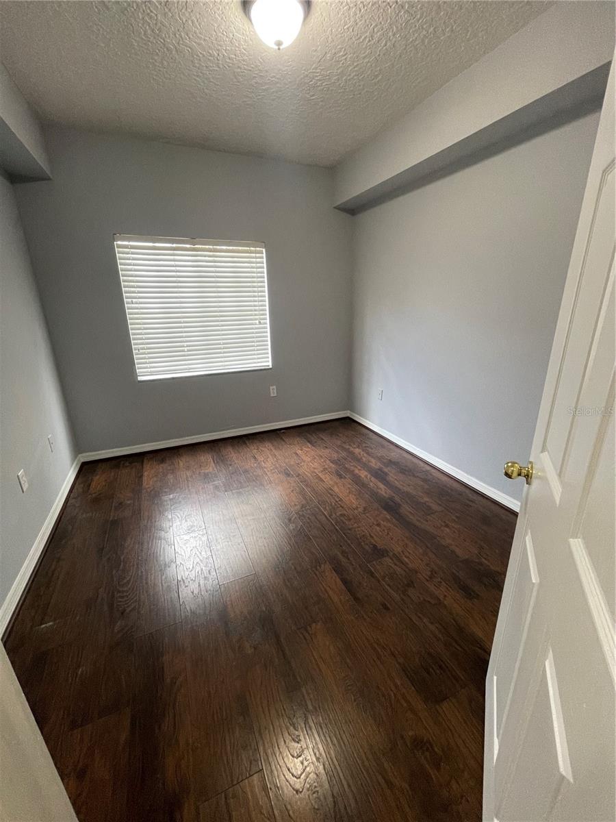 Image 16 of 31 For 6022 Portsdale Place 101