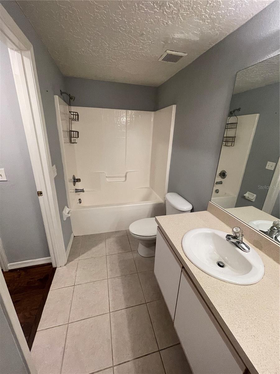 Image 24 of 31 For 6022 Portsdale Place 101